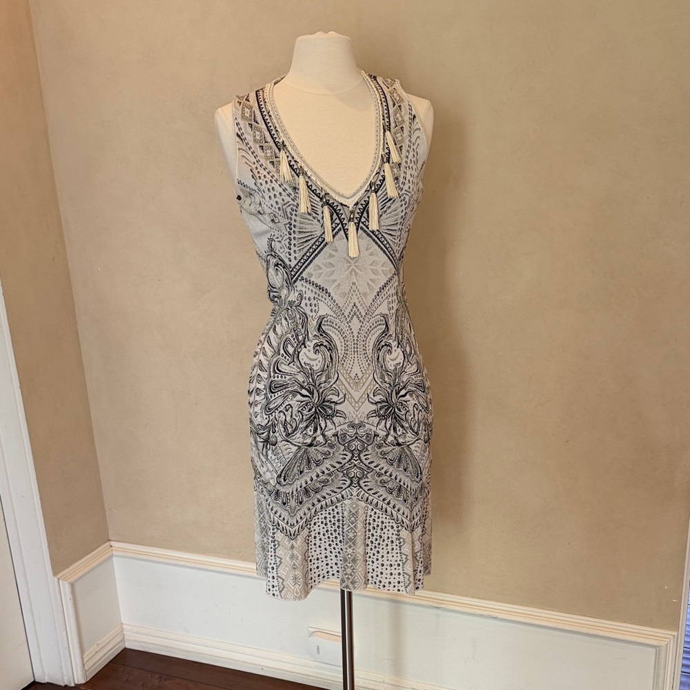 Roberto Cavalli Sleeveless White & Black Patterned V-Neck Sheath Dress